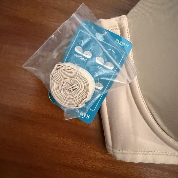 Vanity Fair Beauty Back‎ Strapless Underwire Bra Size 40D Rose Beige Style 74380 - Picture 3 of 6